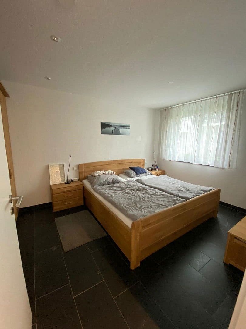 Prenájom bytu 3-izbový 86 m², Nufringen, Bádensko-Wurttembersko Prenájom bytu 3-izbový 86 m², Nufringen, Bádensko-Wurttembersko