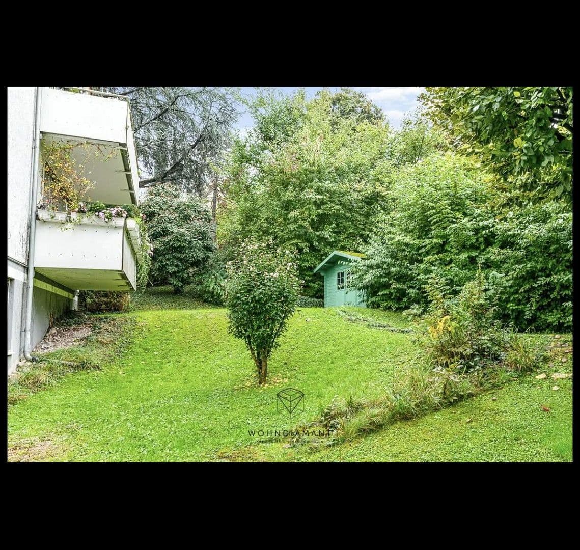 Prenájom bytu 1-izbový 30 m², Stuttgart, Bádensko-Wurttembersko Prenájom bytu 1-izbový 30 m², Stuttgart, Bádensko-Wurttembersko