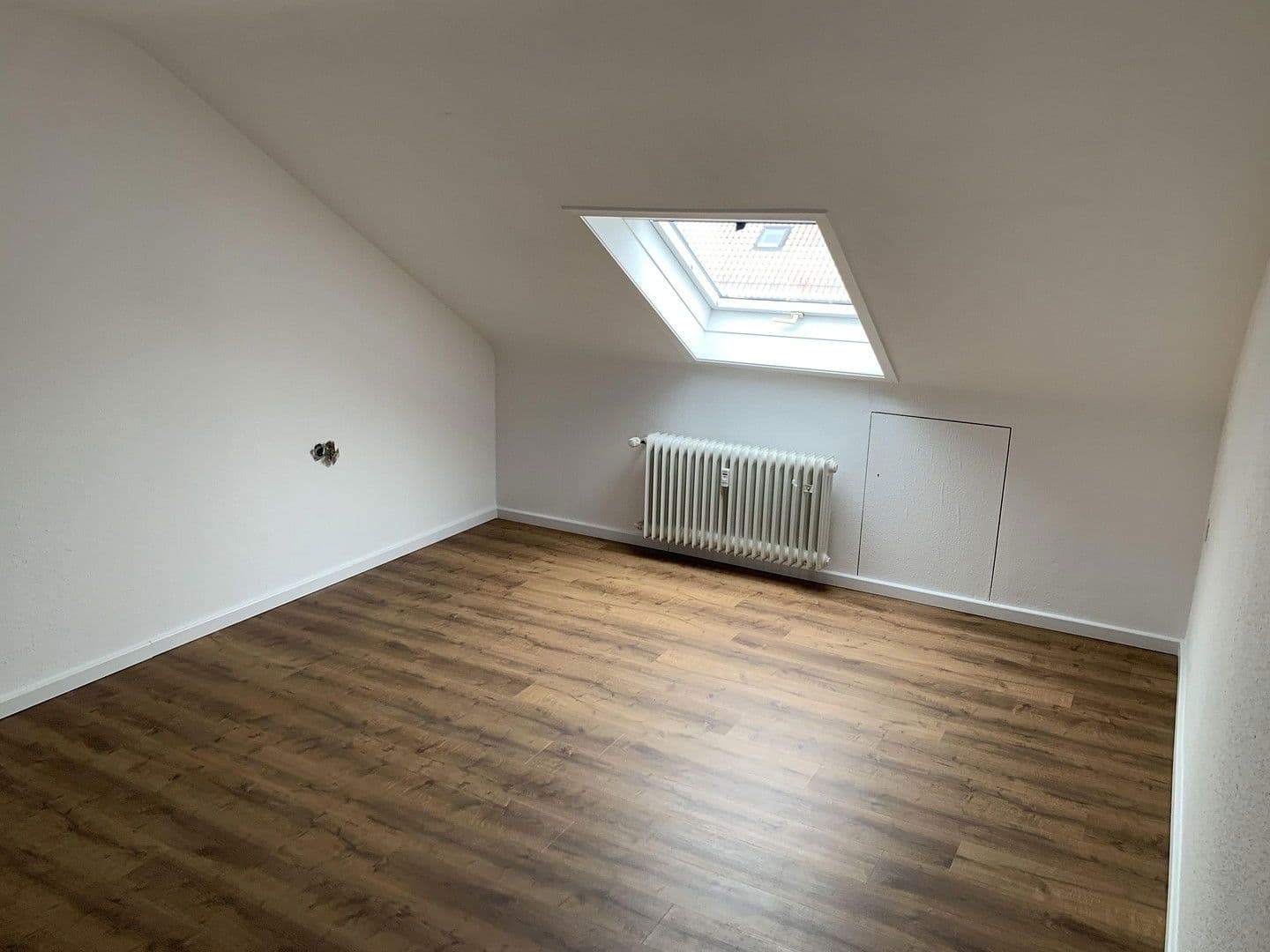 Prenájom bytu 3-izbový 64 m², Filderstadt, Bádensko-Wurttembersko Prenájom bytu 3-izbový 64 m², Filderstadt, Bádensko-Wurttembersko