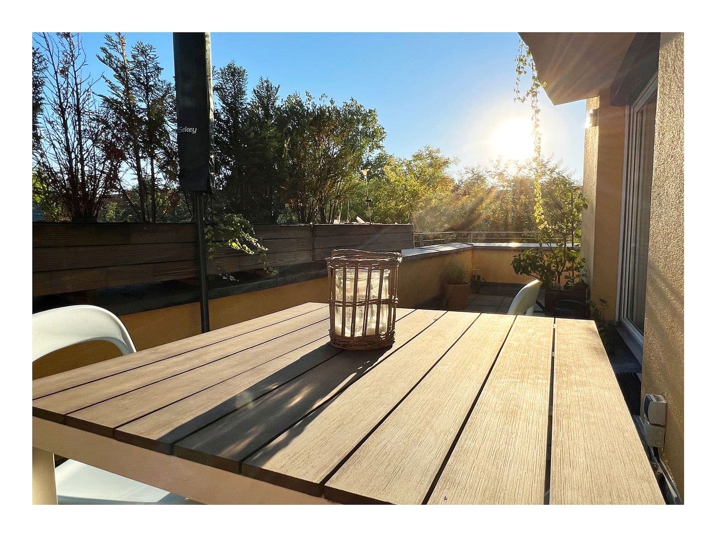 Prenájom bytu 2-izbový 69 m², München, Bavorsko Prenájom bytu 2-izbový 69 m², München, Bavorsko