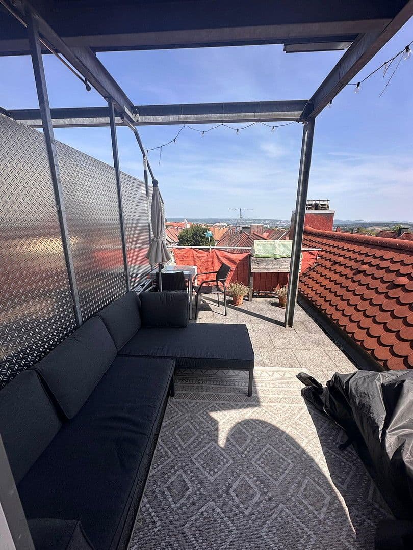 Prenájom bytu 3-izbový 105 m², Freudenstadt, Bádensko-Wurttembersko Prenájom bytu 3-izbový 105 m², Freudenstadt, Bádensko-Wurttembersko