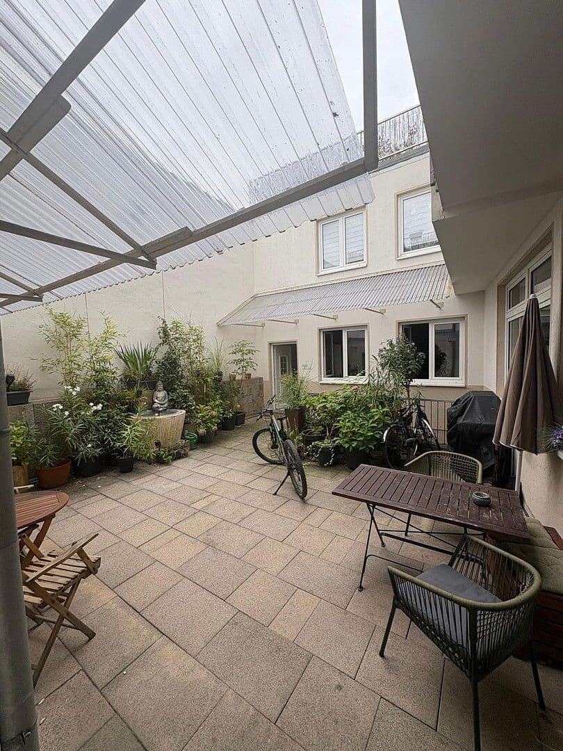 Predaj bytu 2-izbový 50 m², Follerstraße, 100 A, Köln, Severné Porýnie - Westfálsko Predaj bytu 2-izbový 50 m², Follerstraße, 100 A, Köln, Severné Porýnie - Westfálsko