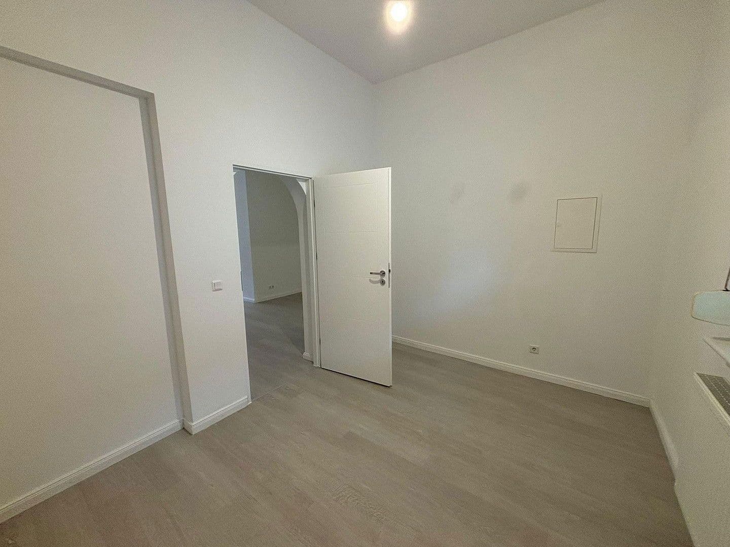 Prenájom bytu 3-izbový 73 m², Reckahner Dorfstr. 12, Kloster Lehnin, Brandenbursko Prenájom bytu 3-izbový 73 m², Reckahner Dorfstr. 12, Kloster Lehnin, Brandenbursko