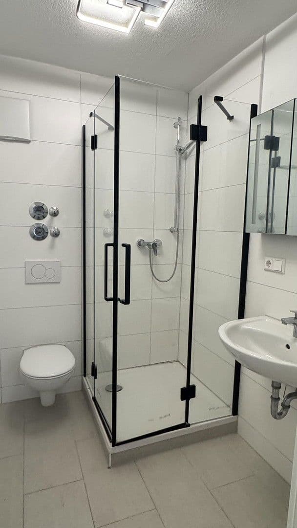 Prenájom bytu 3-izbový 60 m², Sperberstr. 26, Villingen-Schwenningen, Bádensko-Wurttembersko Prenájom bytu 3-izbový 60 m², Sperberstr. 26, Villingen-Schwenningen, Bádensko-Wurttembersko