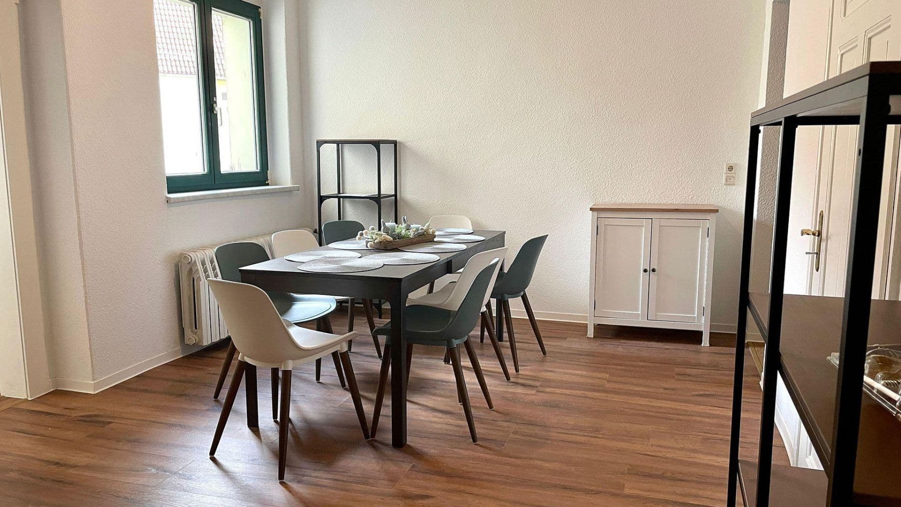 Prenájom bytu 5-izbový 155 m², Merseburger Str. 406, Halle/Saale, Sasko-Anhaltsko Prenájom bytu 5-izbový 155 m², Merseburger Str. 406, Halle/Saale, Sasko-Anhaltsko