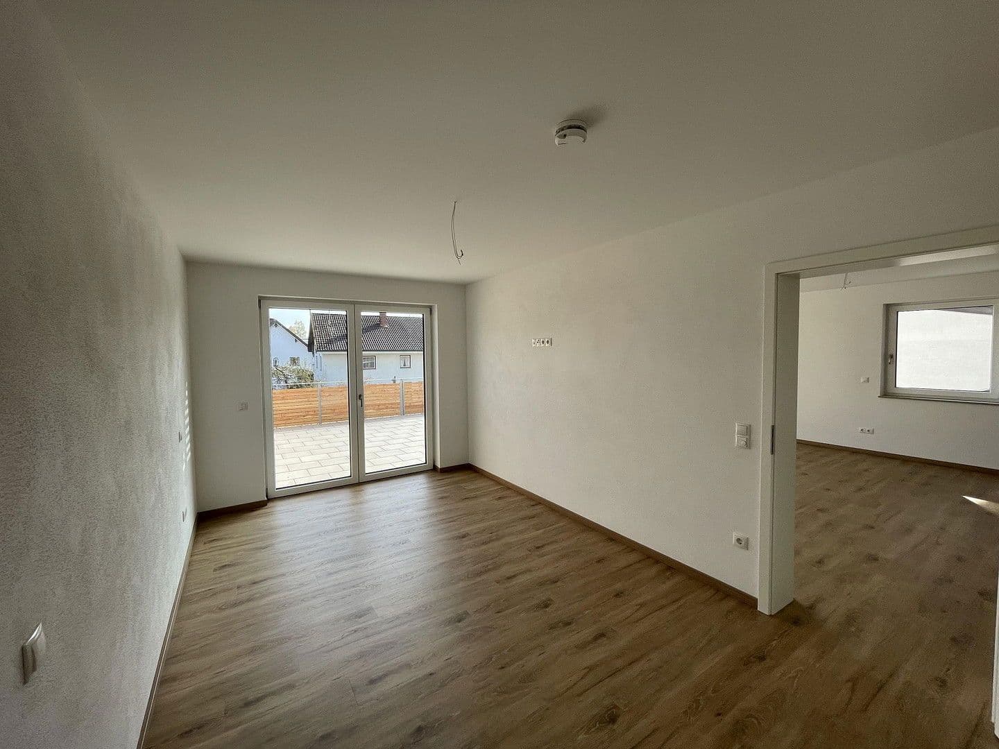 Prenájom bytu 3-izbový 105 m², Raiffeisenstraße 2b, Bodenkirchen, Bavorsko Prenájom bytu 3-izbový 105 m², Raiffeisenstraße 2b, Bodenkirchen, Bavorsko
