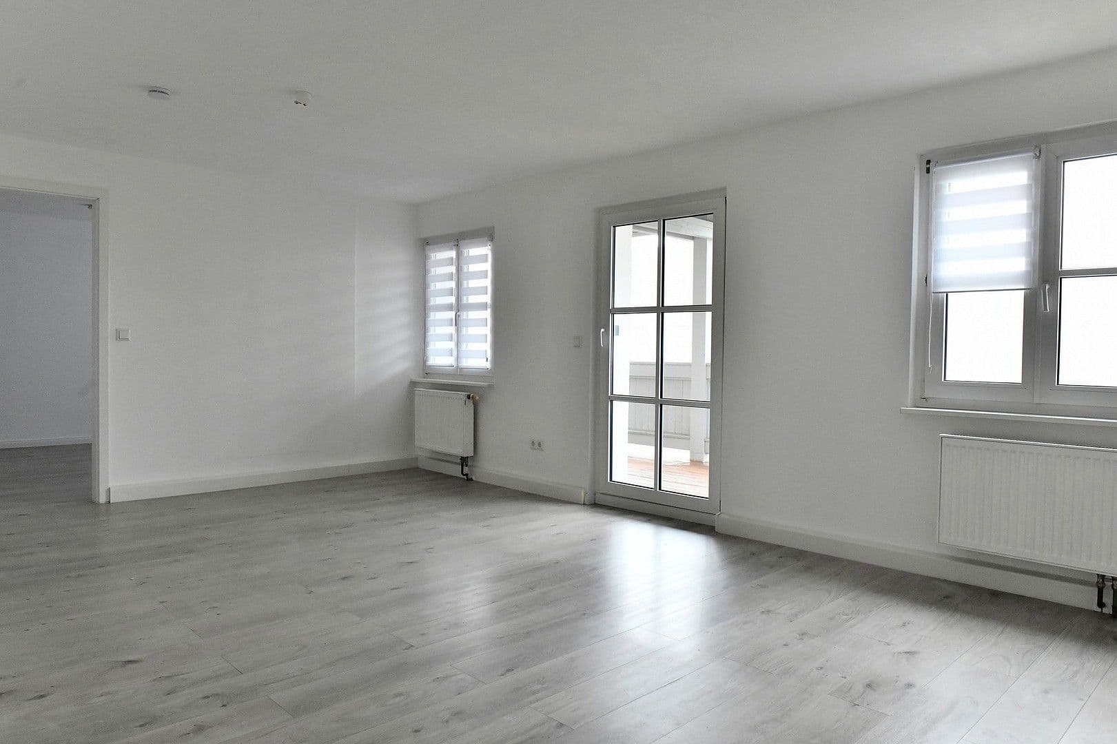 Prenájom bytu 3-izbový 84 m², Meinhardswindener Str. 35, Ansbach, Bavorsko Prenájom bytu 3-izbový 84 m², Meinhardswindener Str. 35, Ansbach, Bavorsko