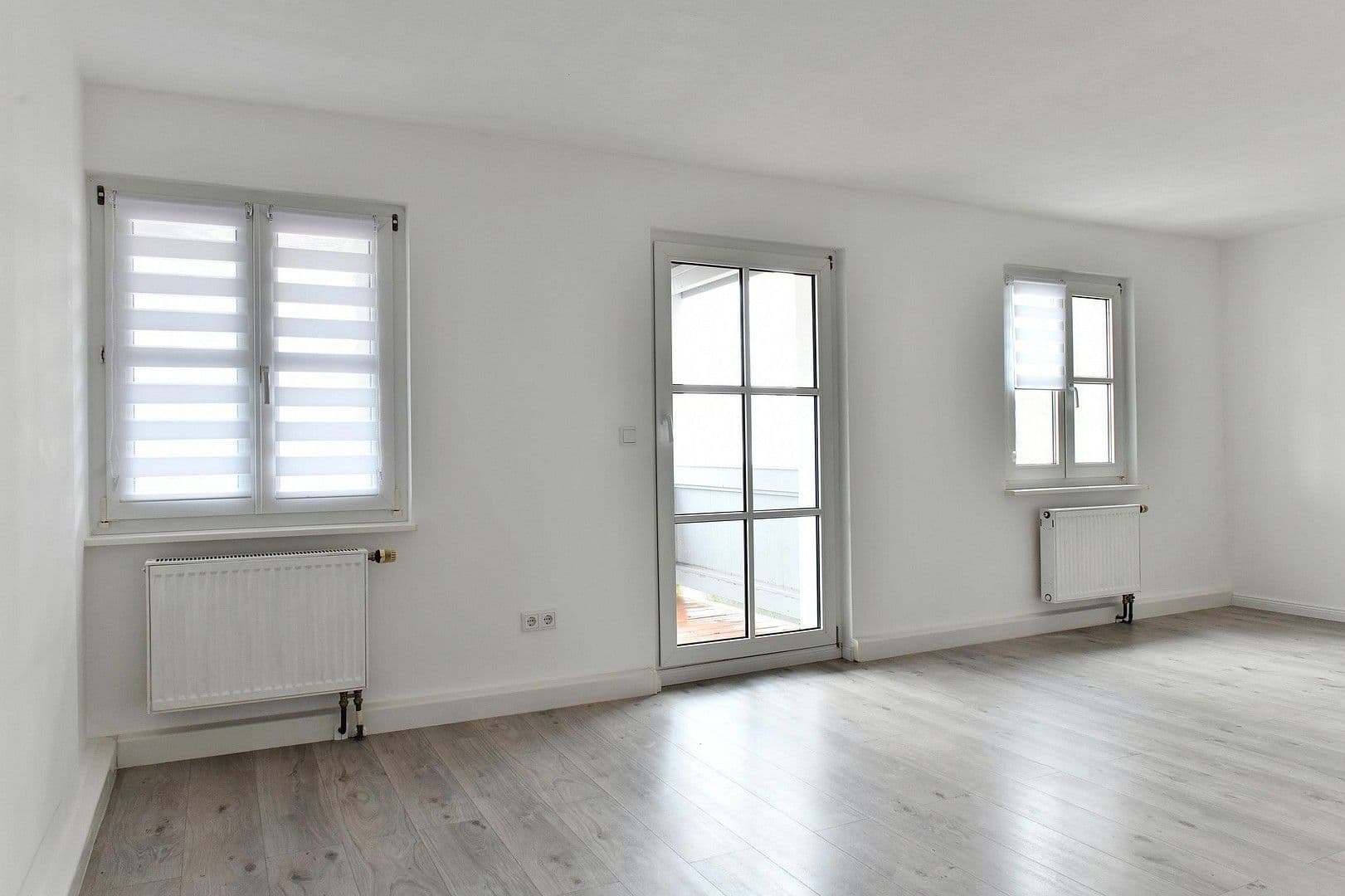 Prenájom bytu 3-izbový 84 m², Meinhardswindener Str. 35, Ansbach, Bavorsko Prenájom bytu 3-izbový 84 m², Meinhardswindener Str. 35, Ansbach, Bavorsko