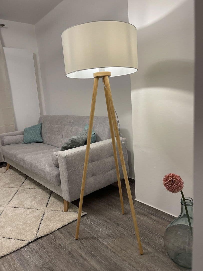 Prenájom bytu 2-izbový 54 m², Rauenthaler Straße 11A, Wiesbaden, Hesensko Prenájom bytu 2-izbový 54 m², Rauenthaler Straße 11A, Wiesbaden, Hesensko