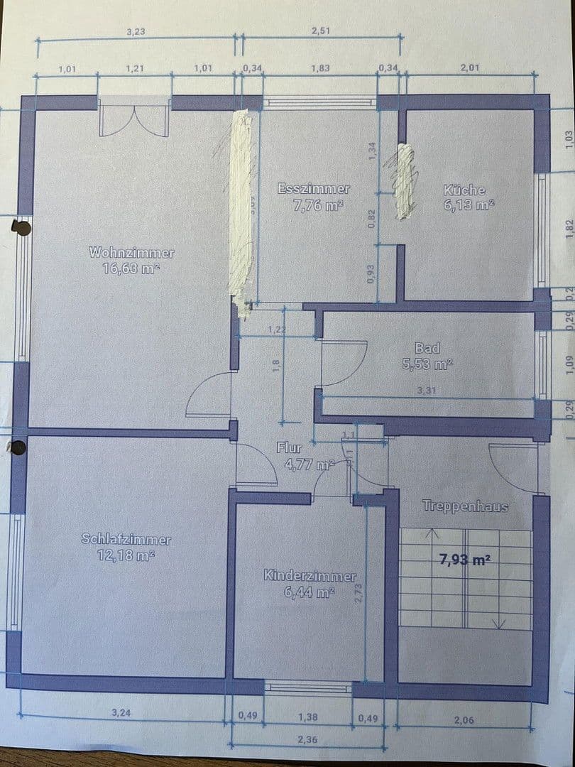 Prenájom bytu 5-izbový 100 m², Tamm, Bádensko-Wurttembersko Prenájom bytu 5-izbový 100 m², Tamm, Bádensko-Wurttembersko