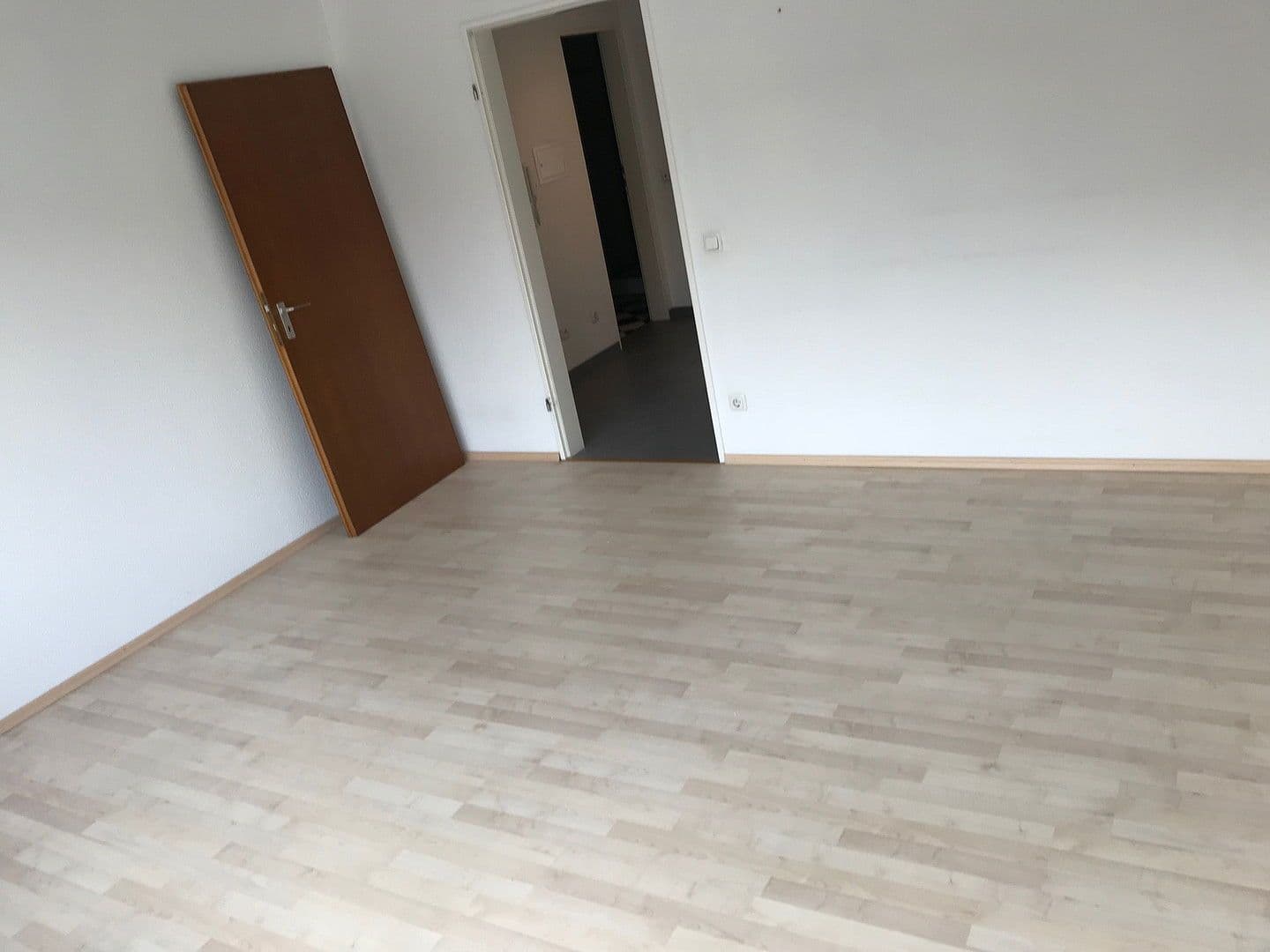 Prenájom bytu 2-izbový 62 m², Feldstr. 10, Kreuzau, Severné Porýnie - Westfálsko Prenájom bytu 2-izbový 62 m², Feldstr. 10, Kreuzau, Severné Porýnie - Westfálsko