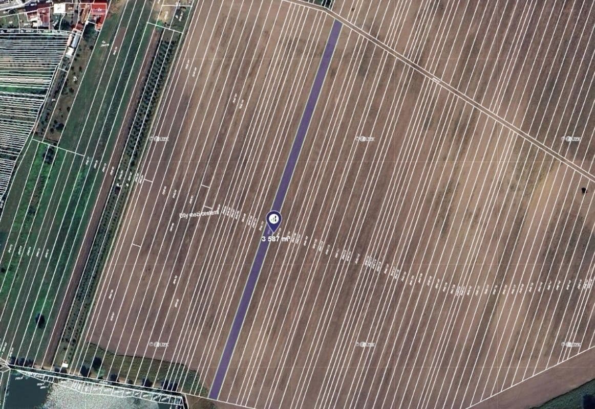 Predaj pozemku 3.587 m², Dubňany, Jihomoravský kraj Predaj pozemku 3.587 m², Dubňany, Jihomoravský kraj