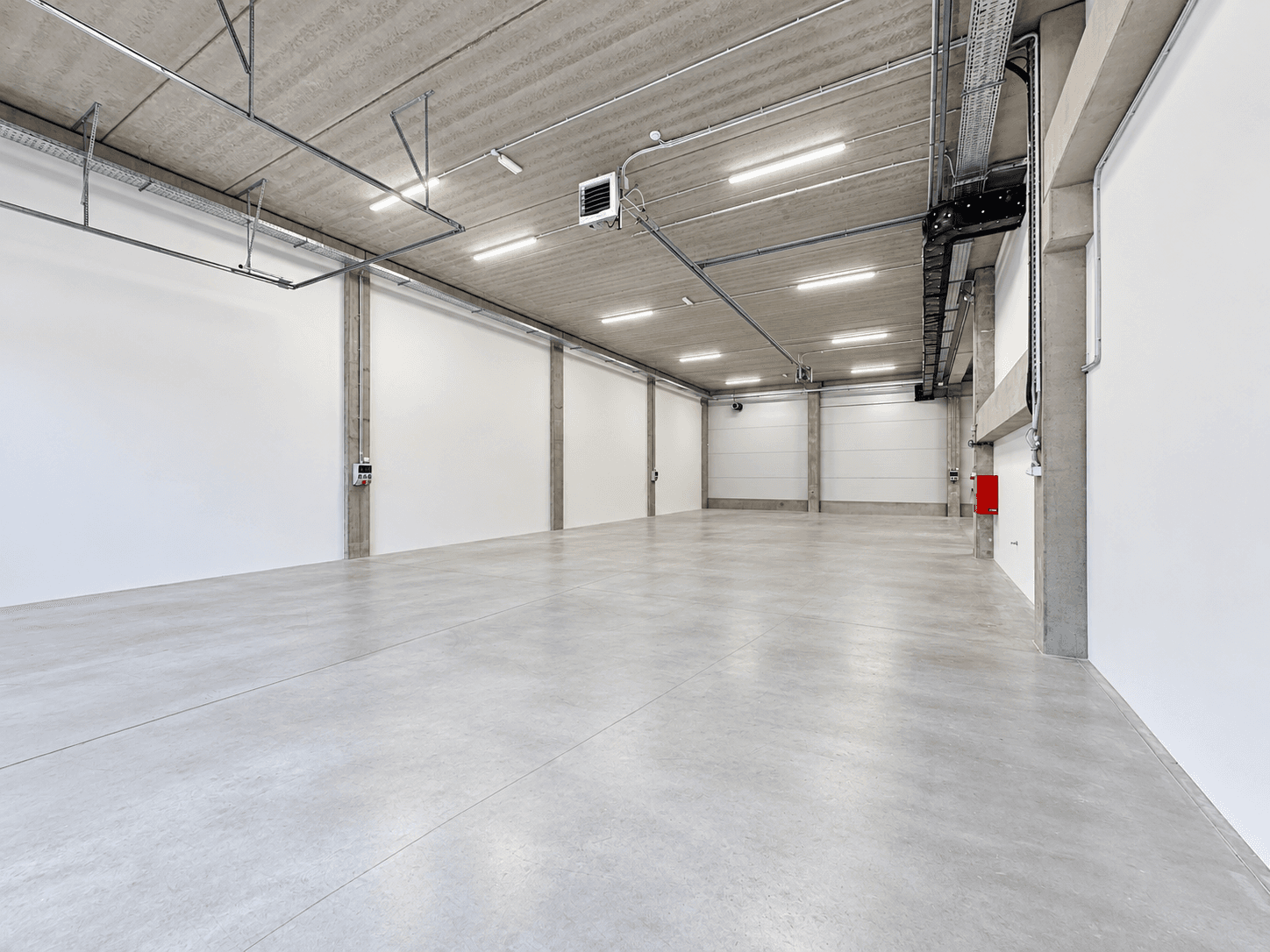Prenájom nebytového priestoru 580 m², K Pérovně, Praha, Praha Prenájom nebytového priestoru 580 m², K Pérovně, Praha, Praha