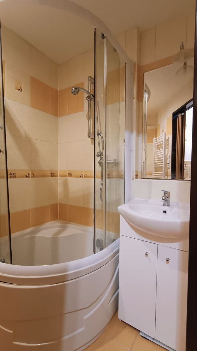 Predaj bytu 1-izbový 35 m², Rýchorské sídliště, Svoboda nad Úpou, Královéhradecký kraj Predaj bytu 1-izbový 35 m², Rýchorské sídliště, Svoboda nad Úpou, Královéhradecký kraj