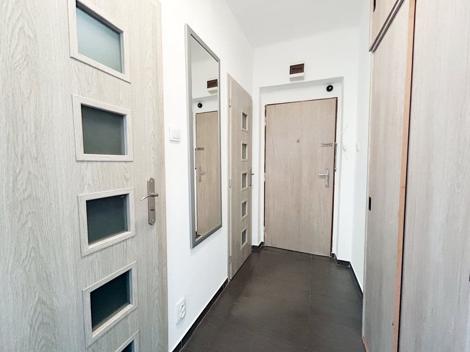 Prenájom bytu 2-izbový 48 m², Spojovací, Praha, Praha Prenájom bytu 2-izbový 48 m², Spojovací, Praha, Praha