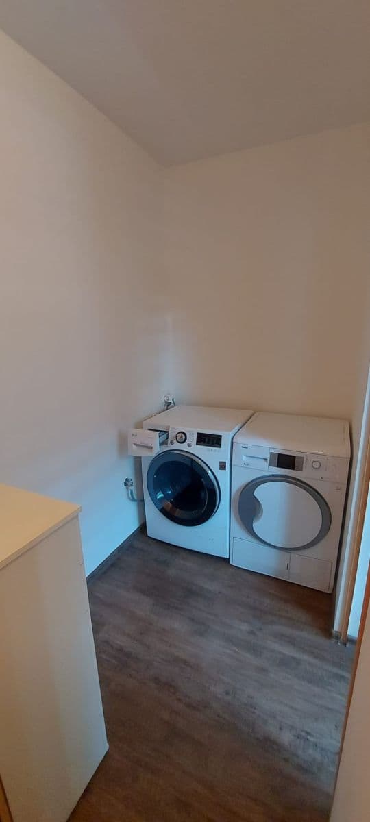 Predaj bytu 5-izbový 118 m², Sklepní, Chomutov, Ústecký kraj Predaj bytu 5-izbový 118 m², Sklepní, Chomutov, Ústecký kraj