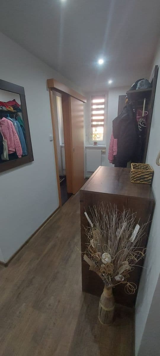 Predaj bytu 5-izbový 118 m², Sklepní, Chomutov, Ústecký kraj Predaj bytu 5-izbový 118 m², Sklepní, Chomutov, Ústecký kraj