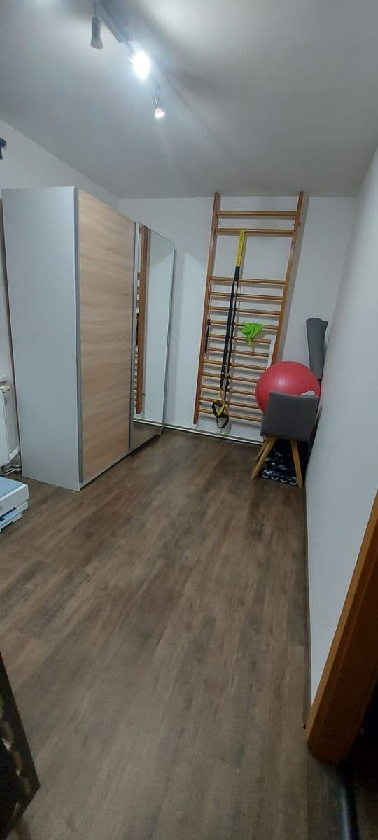 Predaj bytu 5-izbový 118 m², Sklepní, Chomutov, Ústecký kraj Predaj bytu 5-izbový 118 m², Sklepní, Chomutov, Ústecký kraj