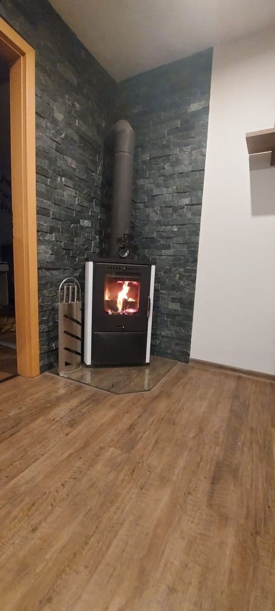 Predaj bytu 5-izbový 118 m², Sklepní, Chomutov, Ústecký kraj Predaj bytu 5-izbový 118 m², Sklepní, Chomutov, Ústecký kraj