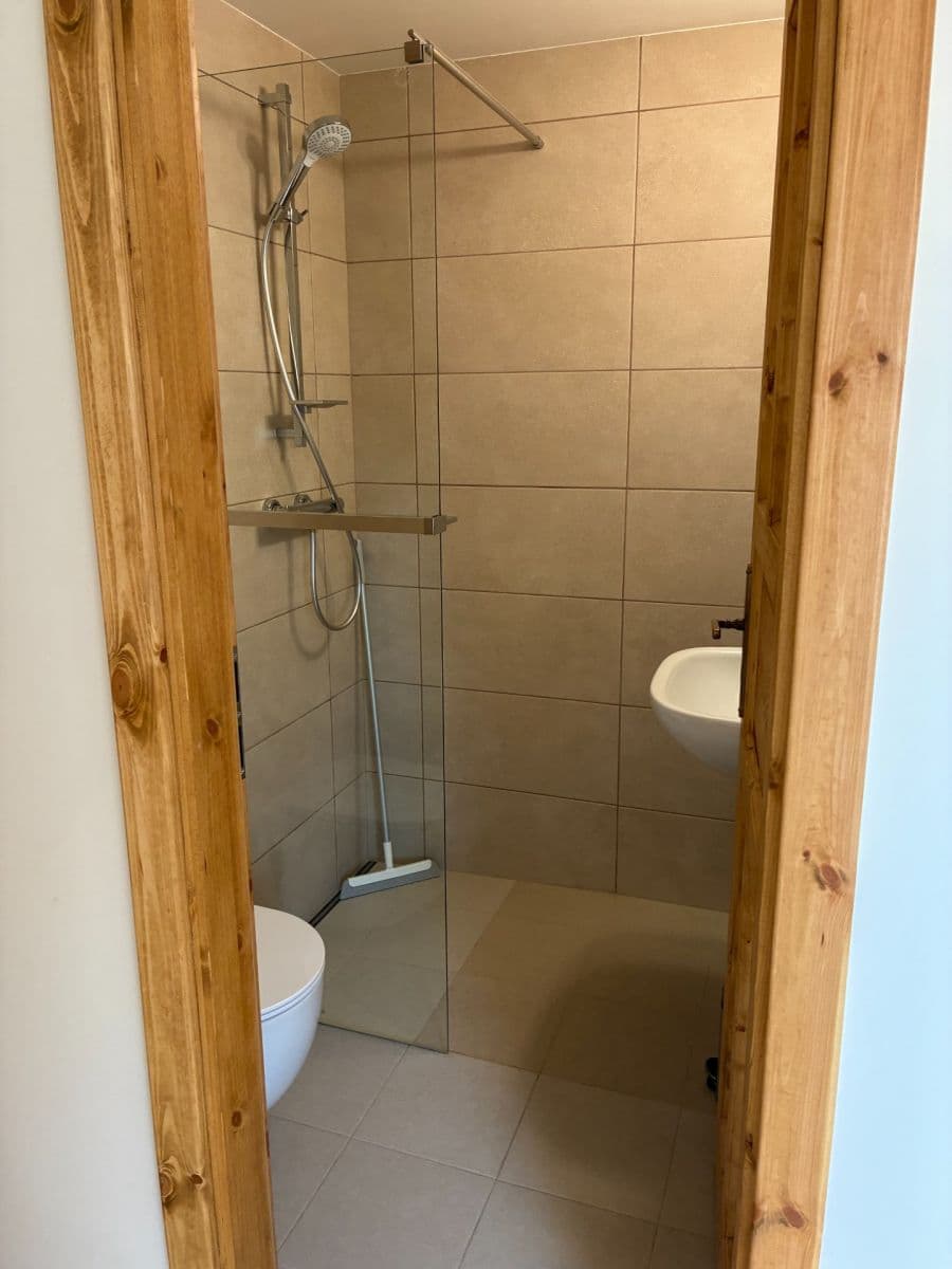 Prenájom bytu 1-izbový 42 m², Za Mlýnem, Hostivice, Středočeský kraj Prenájom bytu 1-izbový 42 m², Za Mlýnem, Hostivice, Středočeský kraj