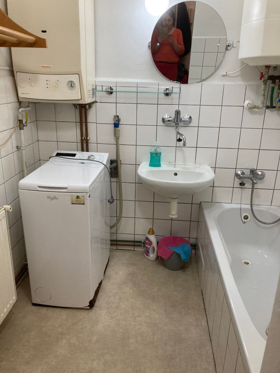Prenájom bytu 2-izbový 52 m², Miřiovského, Jindřichův Hradec, Jihočeský kraj Prenájom bytu 2-izbový 52 m², Miřiovského, Jindřichův Hradec, Jihočeský kraj