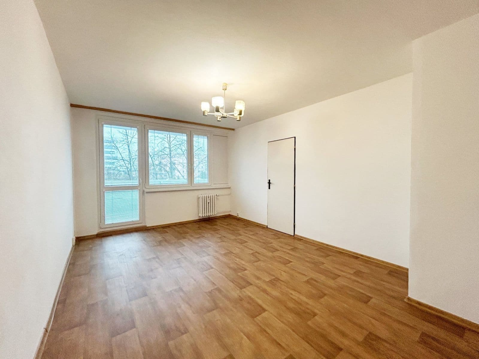 Prenájom bytu 4-izbový 89 m², Doležalova, Praha, Praha Prenájom bytu 4-izbový 89 m², Doležalova, Praha, Praha