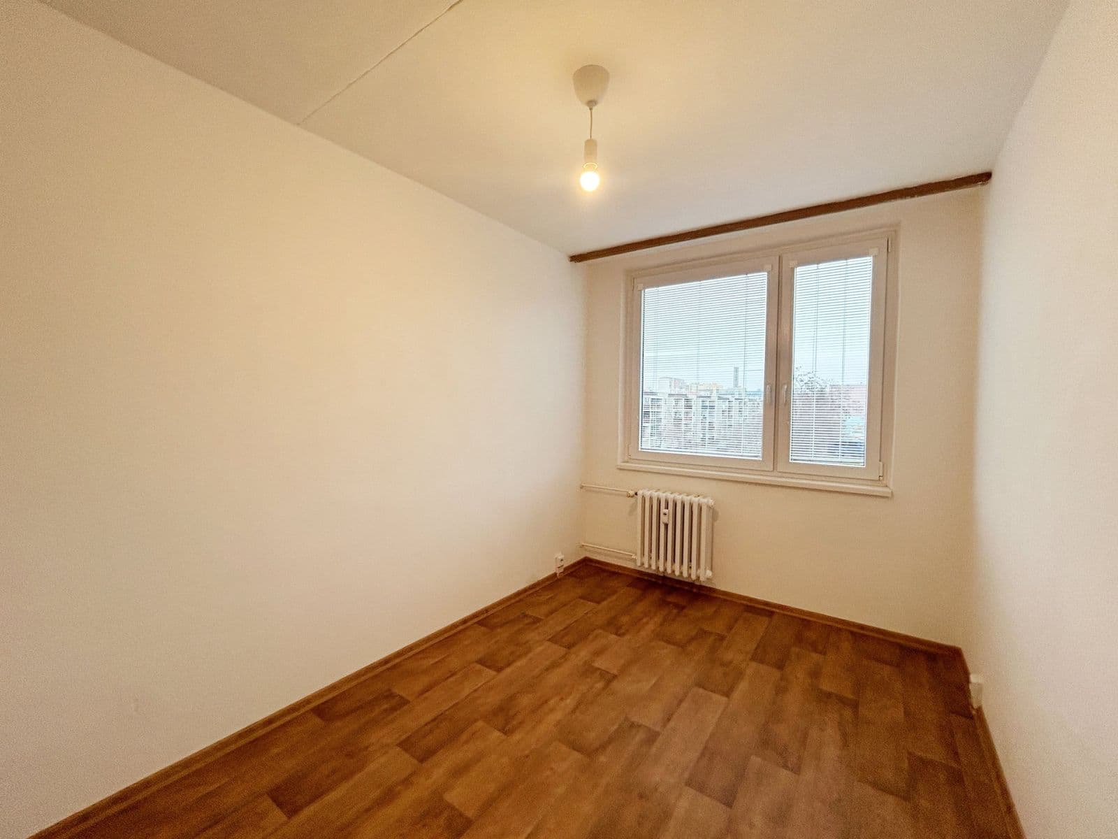 Prenájom bytu 4-izbový 89 m², Doležalova, Praha, Praha Prenájom bytu 4-izbový 89 m², Doležalova, Praha, Praha