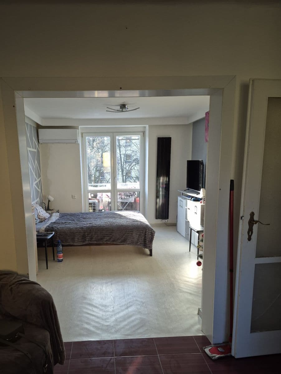 Predaj bytu 2-izbový 53 m², Helsinská, Kladno, Středočeský kraj Predaj bytu 2-izbový 53 m², Helsinská, Kladno, Středočeský kraj