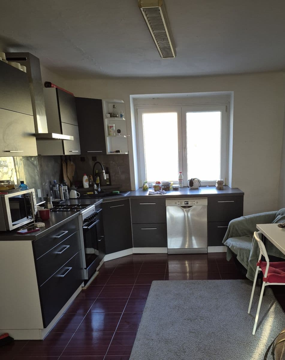 Predaj bytu 2-izbový 53 m², Helsinská, Kladno, Středočeský kraj Predaj bytu 2-izbový 53 m², Helsinská, Kladno, Středočeský kraj