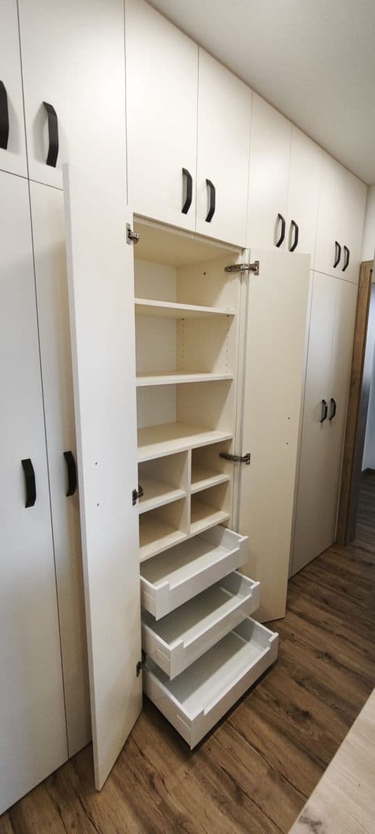 Prenájom bytu 3-izbový 75 m², Hoření, Ústí nad Labem, Ústecký kraj Prenájom bytu 3-izbový 75 m², Hoření, Ústí nad Labem, Ústecký kraj