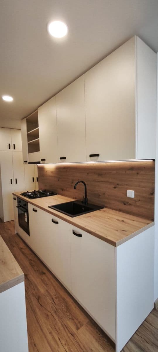 Prenájom bytu 3-izbový 75 m², Hoření, Ústí nad Labem, Ústecký kraj Prenájom bytu 3-izbový 75 m², Hoření, Ústí nad Labem, Ústecký kraj