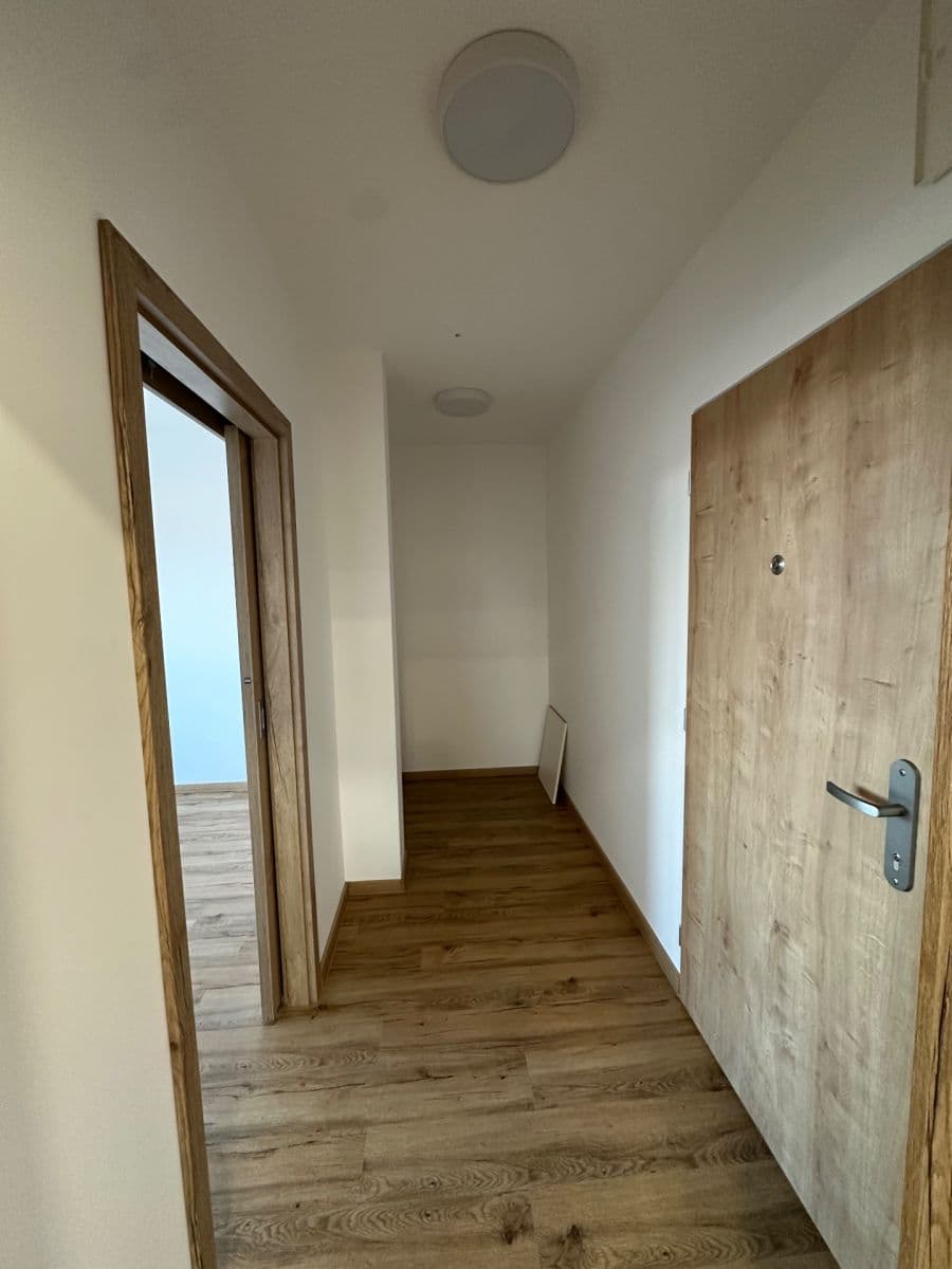 Prenájom bytu 3-izbový 75 m², Hoření, Ústí nad Labem, Ústecký kraj Prenájom bytu 3-izbový 75 m², Hoření, Ústí nad Labem, Ústecký kraj