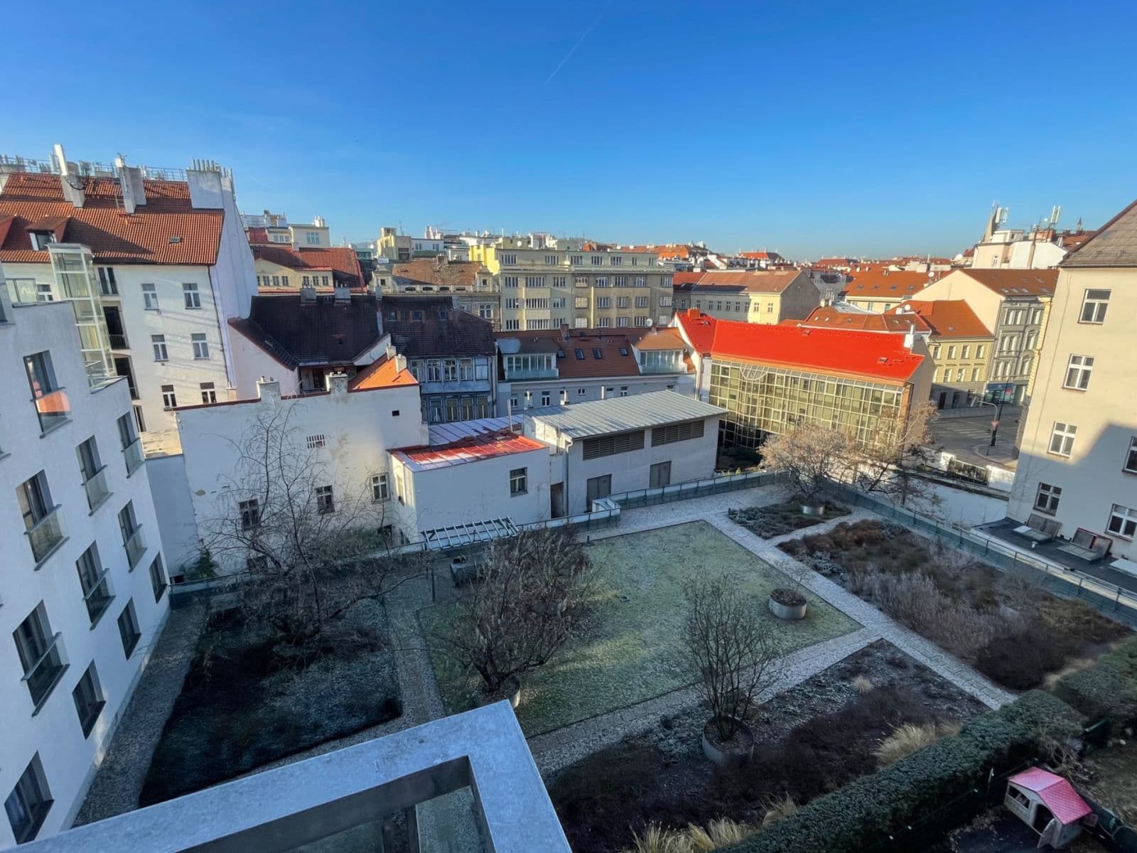 Prenájom bytu 3-izbový 95 m², Na Děkance, Praha, Praha Prenájom bytu 3-izbový 95 m², Na Děkance, Praha, Praha