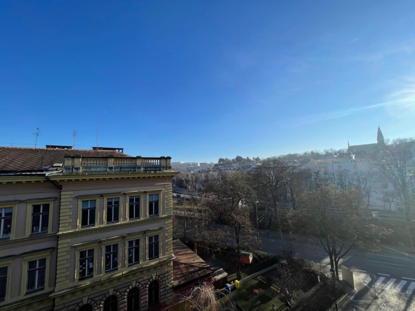 Prenájom bytu 3-izbový 95 m², Na Děkance, Praha, Praha Prenájom bytu 3-izbový 95 m², Na Děkance, Praha, Praha