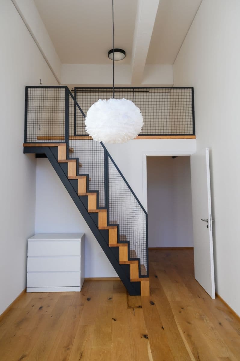 Predaj bytu 3-izbový 131 m², Naskové, Praha, Praha Predaj bytu 3-izbový 131 m², Naskové, Praha, Praha