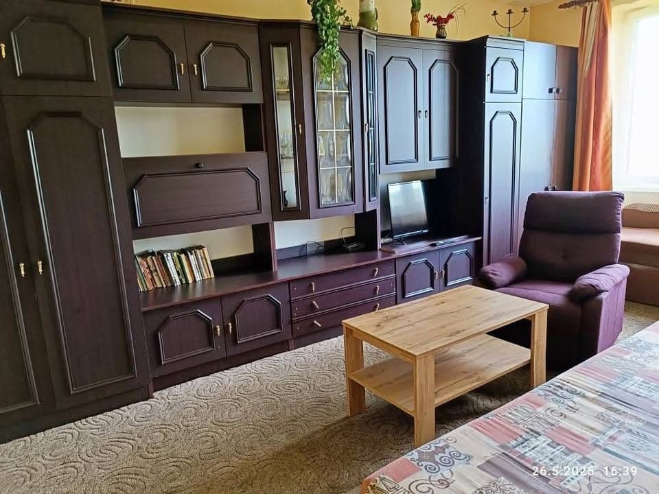 Prenájom bytu 1-izbový 27 m², Záhumení, Brumov-Bylnice, Zlínský kraj Prenájom bytu 1-izbový 27 m², Záhumení, Brumov-Bylnice, Zlínský kraj