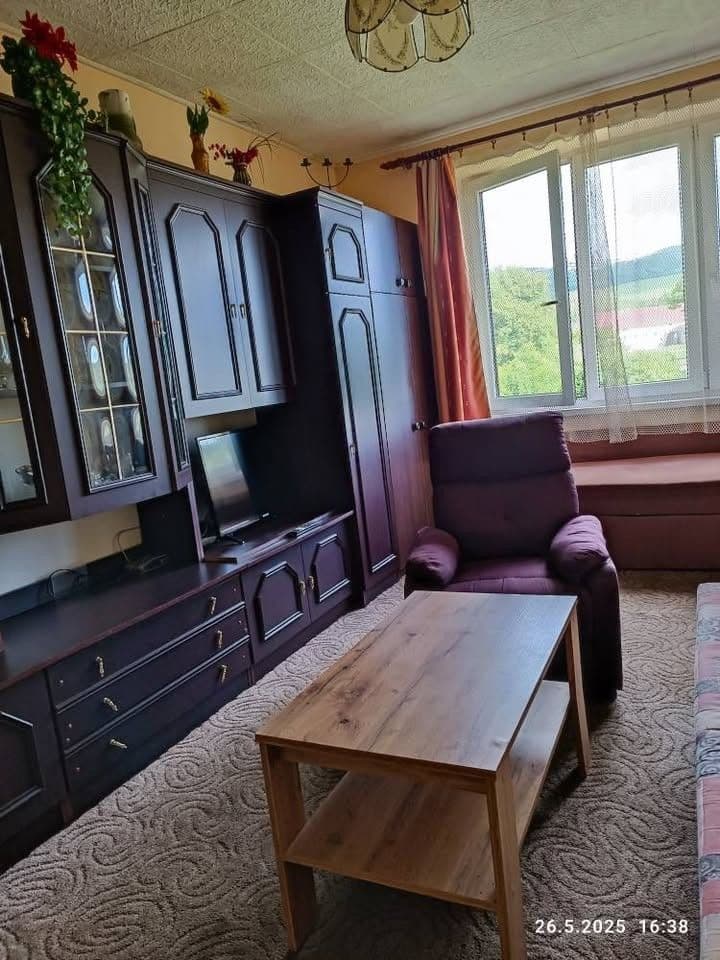 Prenájom bytu 1-izbový 27 m², Záhumení, Brumov-Bylnice, Zlínský kraj Prenájom bytu 1-izbový 27 m², Záhumení, Brumov-Bylnice, Zlínský kraj