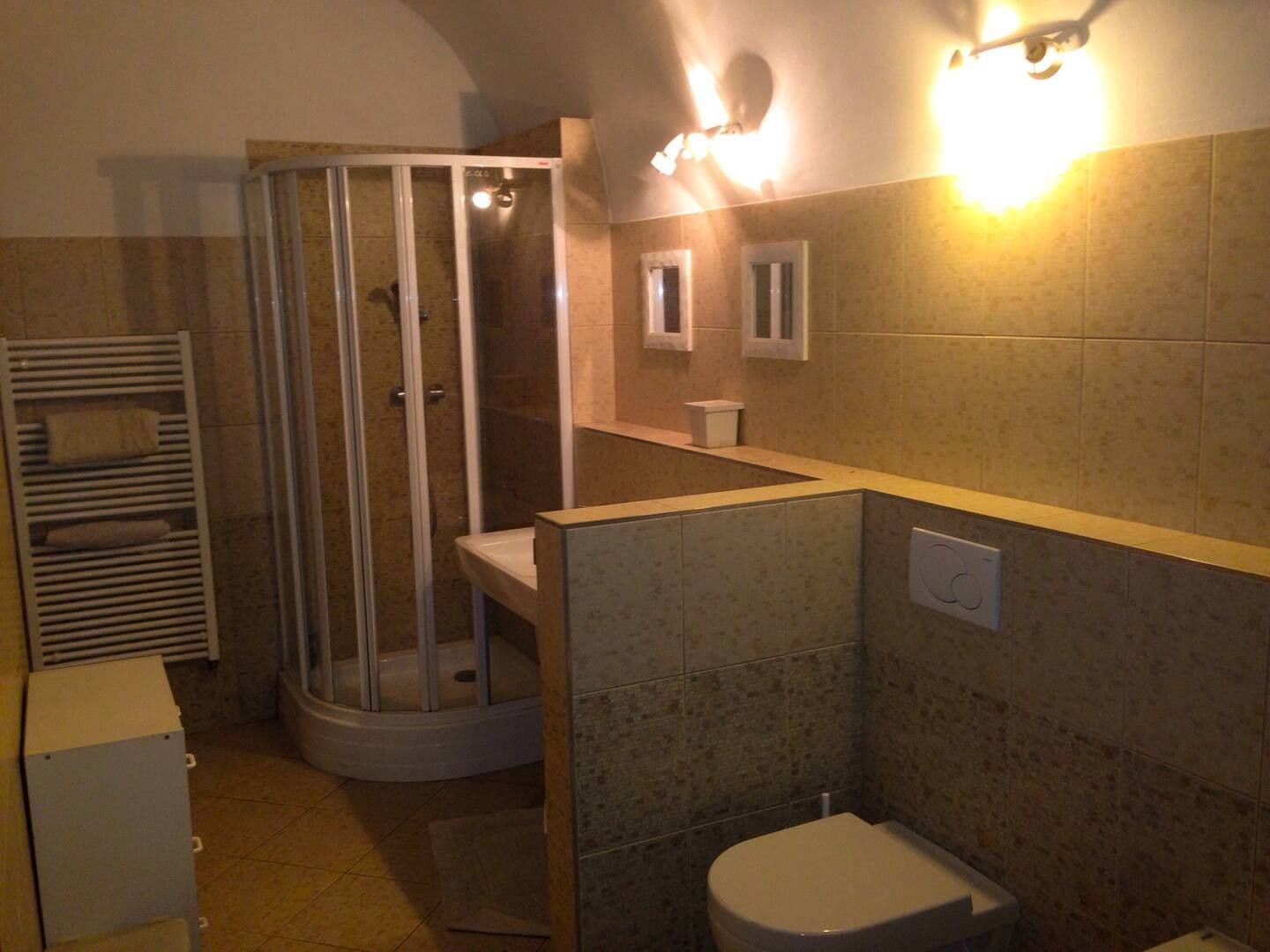 Prenájom bytu 130 m², Mostecká, Praha, Praha Prenájom bytu 130 m², Mostecká, Praha, Praha