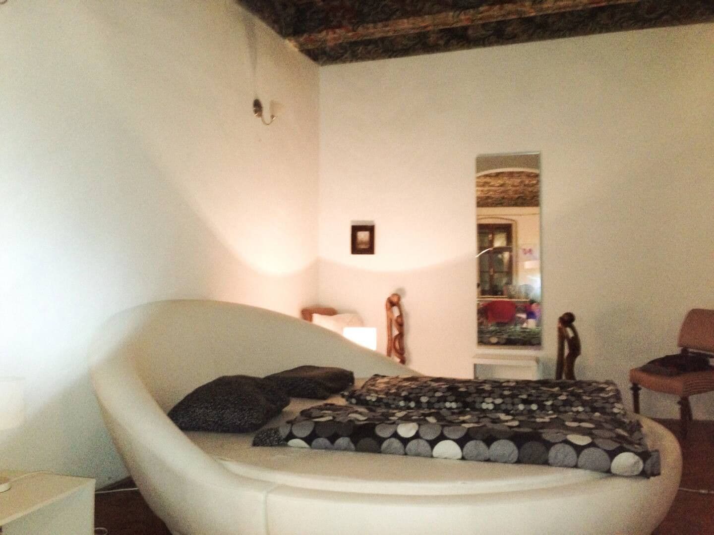 Prenájom bytu 130 m², Mostecká, Praha, Praha Prenájom bytu 130 m², Mostecká, Praha, Praha