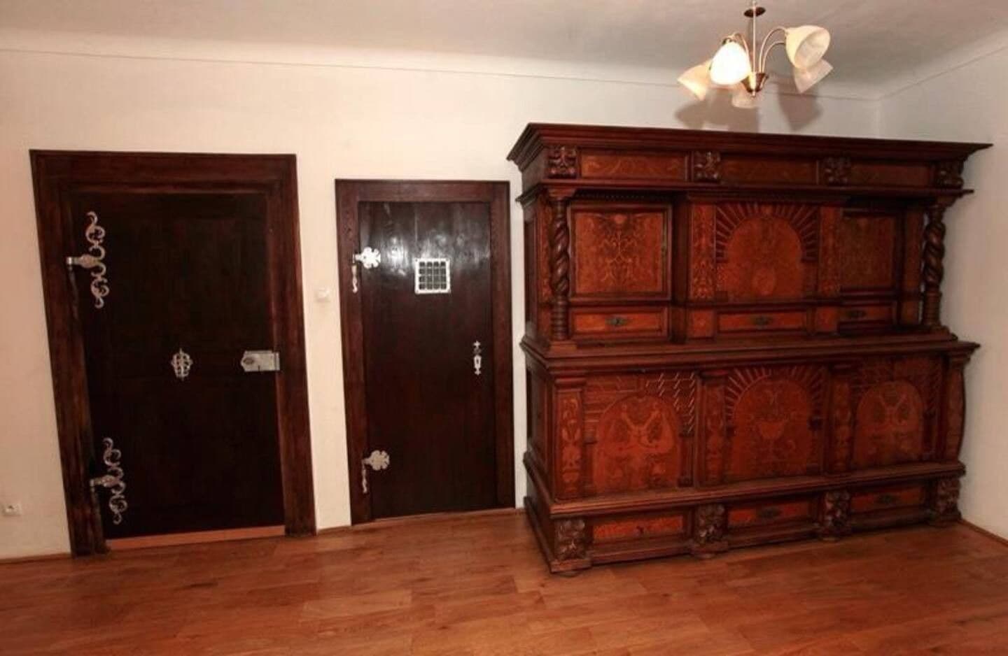 Prenájom bytu 130 m², Mostecká, Praha, Praha Prenájom bytu 130 m², Mostecká, Praha, Praha