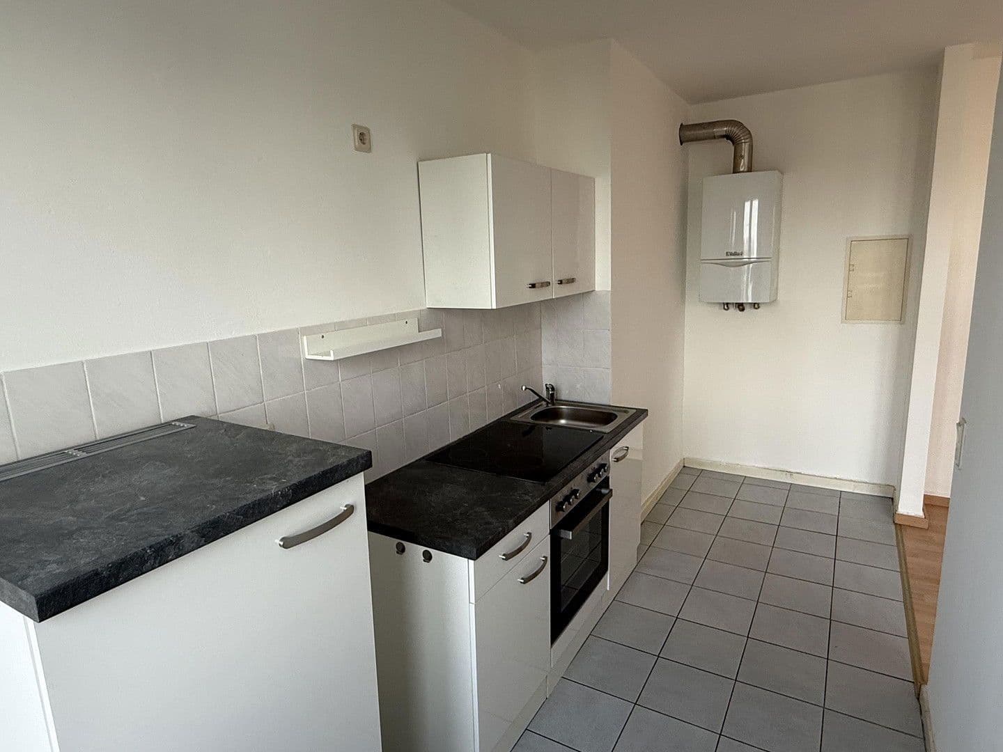 Prenájom bytu 2-izbový 47 m², Kasinostraße 66, Aachen, Severné Porýnie - Westfálsko Prenájom bytu 2-izbový 47 m², Kasinostraße 66, Aachen, Severné Porýnie - Westfálsko