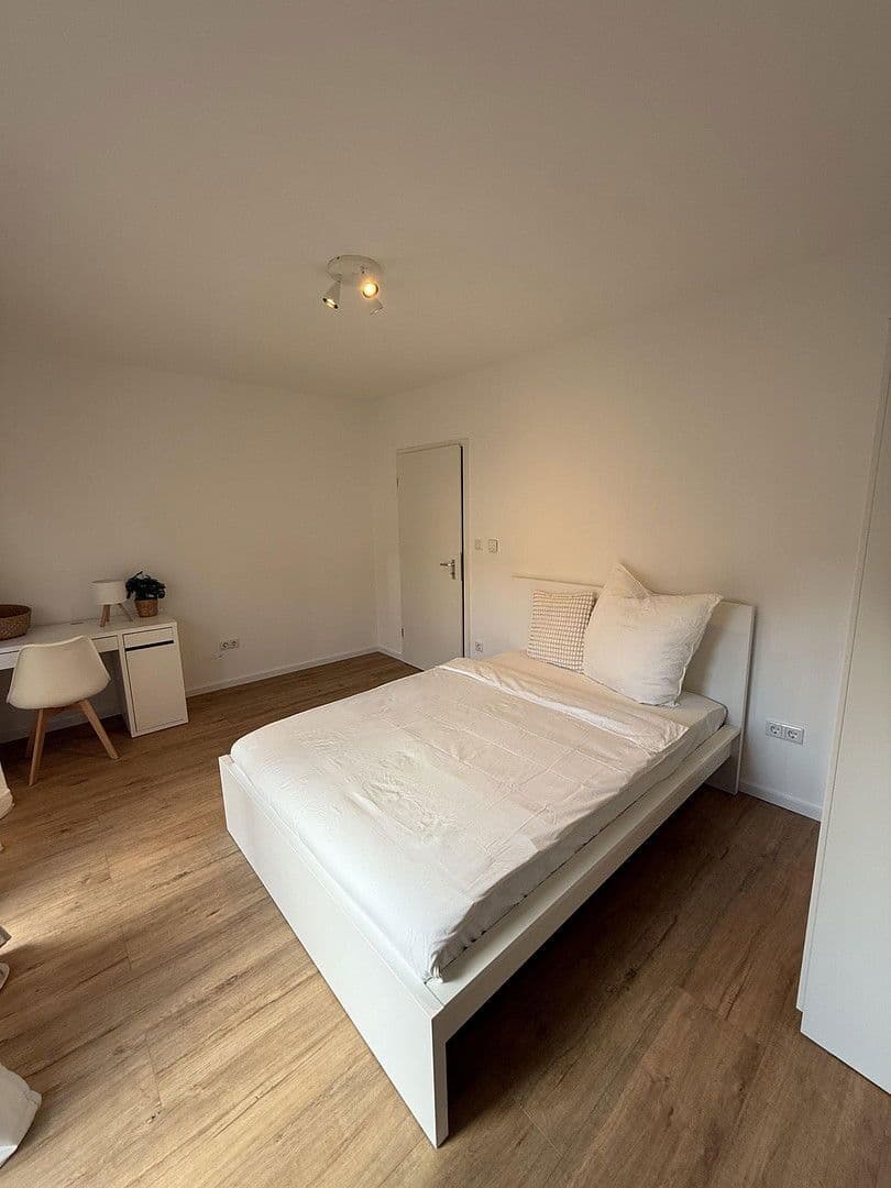 Prenájom bytu 12 m², Harsdörfferstraße 18, Nürnberg, Bavorsko Prenájom bytu 12 m², Harsdörfferstraße 18, Nürnberg, Bavorsko