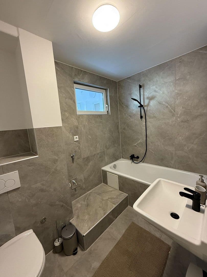 Prenájom bytu 12 m², Harsdörfferstraße 18, Nürnberg, Bavorsko Prenájom bytu 12 m², Harsdörfferstraße 18, Nürnberg, Bavorsko