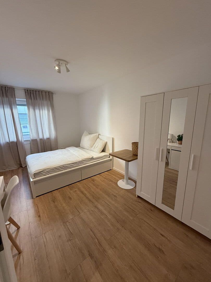 Prenájom bytu 12 m², Harsdörfferstraße 18, Nürnberg, Bavorsko Prenájom bytu 12 m², Harsdörfferstraße 18, Nürnberg, Bavorsko