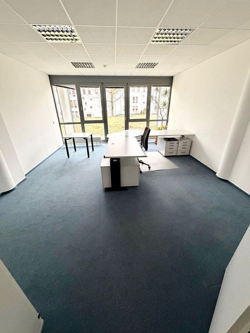 Prenájom kancelárie 275 m², Detmolder Str. 596-598, Bielefeld, Severné Porýnie - Westfálsko Prenájom kancelárie 275 m², Detmolder Str. 596-598, Bielefeld, Severné Porýnie - Westfálsko