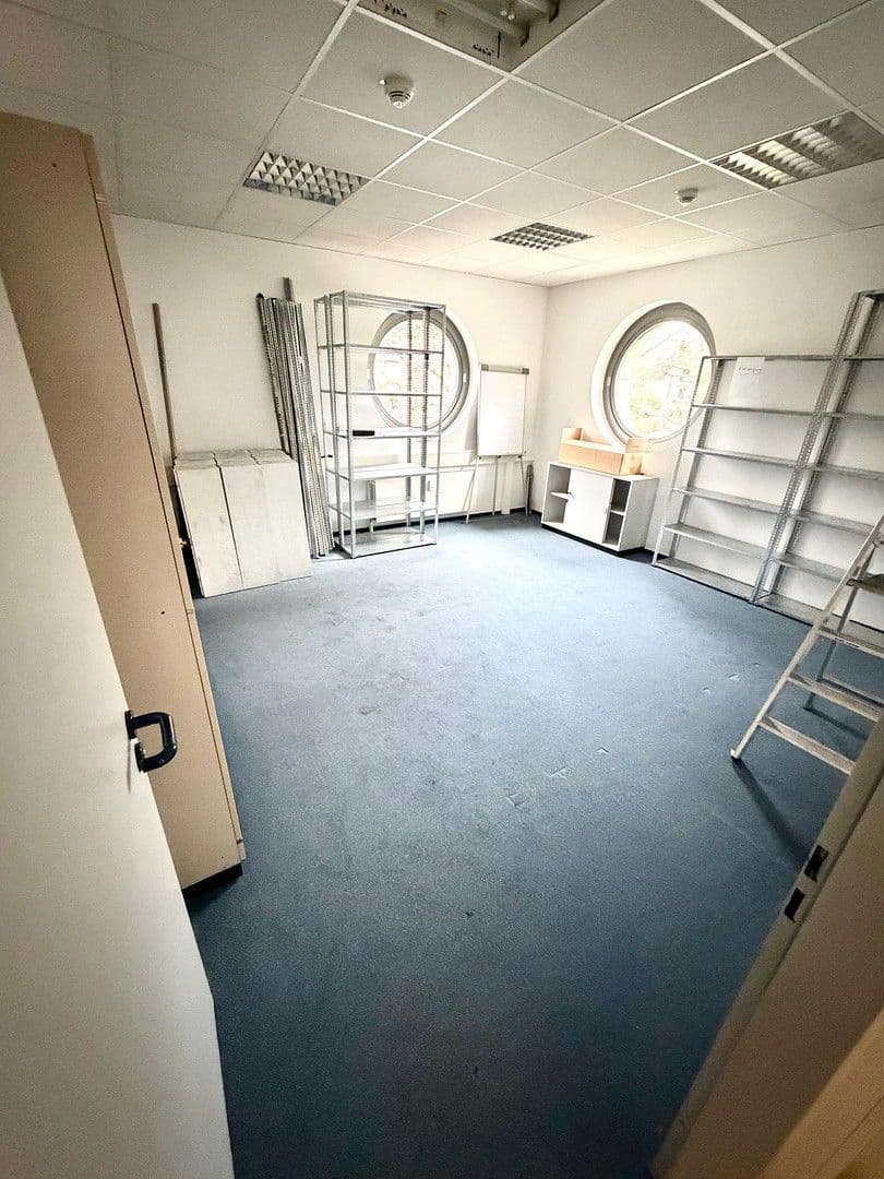 Prenájom kancelárie 275 m², Detmolder Str. 596-598, Bielefeld, Severné Porýnie - Westfálsko Prenájom kancelárie 275 m², Detmolder Str. 596-598, Bielefeld, Severné Porýnie - Westfálsko