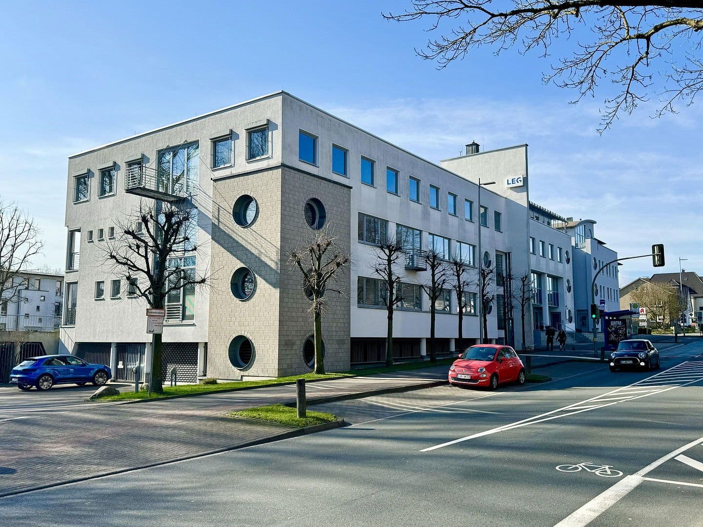 Prenájom kancelárie 275 m², Detmolder Str. 596-598, Bielefeld, Severné Porýnie - Westfálsko Prenájom kancelárie 275 m², Detmolder Str. 596-598, Bielefeld, Severné Porýnie - Westfálsko
