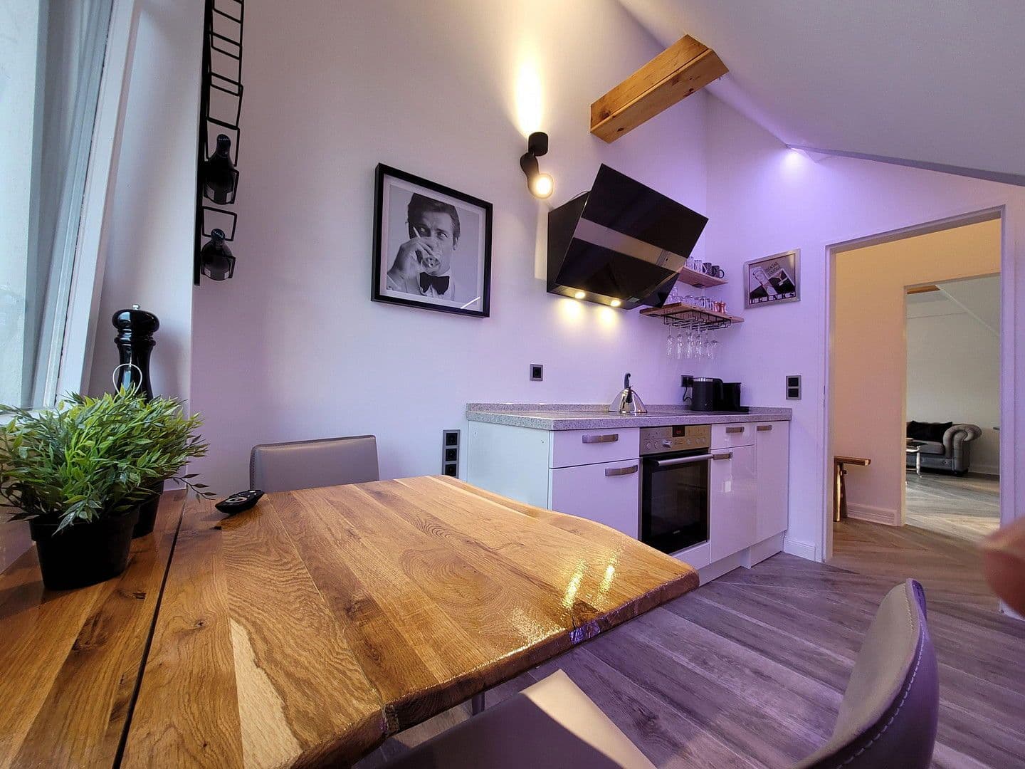 Predaj bytu 3-izbový 88 m², Bonn, Severné Porýnie - Westfálsko Predaj bytu 3-izbový 88 m², Bonn, Severné Porýnie - Westfálsko