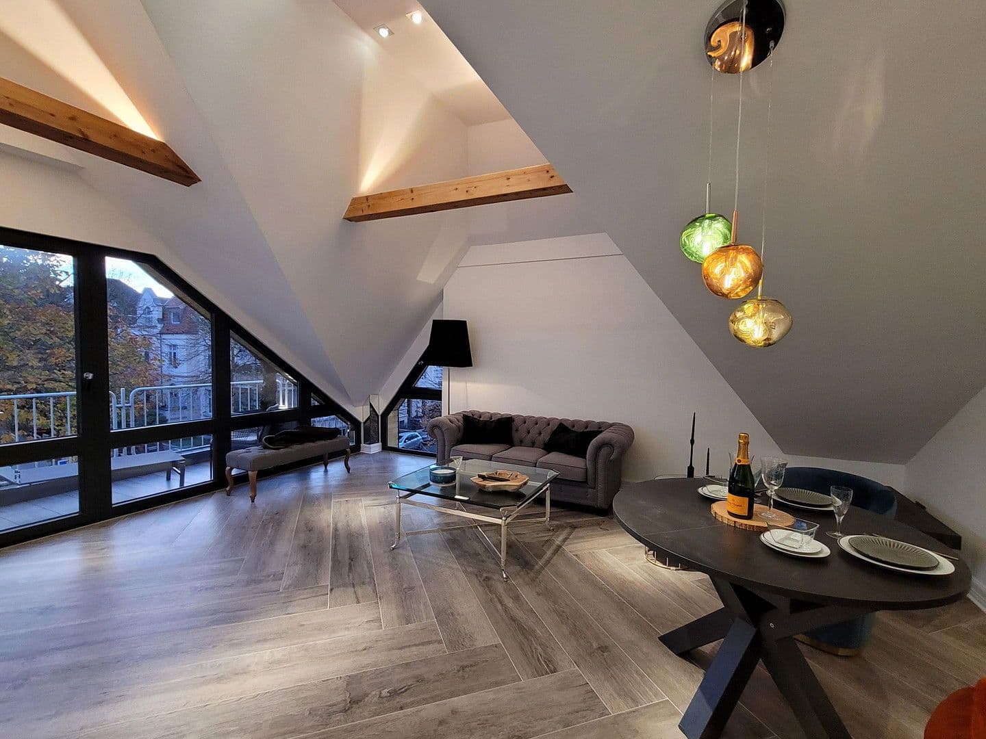 Predaj bytu 3-izbový 88 m², Bonn, Severné Porýnie - Westfálsko Predaj bytu 3-izbový 88 m², Bonn, Severné Porýnie - Westfálsko