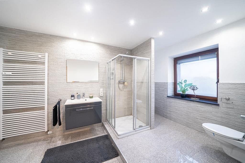 Predaj bytu 2-izbový 68 m², Römerstraße 83, Konz, Porýnie-Falcko Predaj bytu 2-izbový 68 m², Römerstraße 83, Konz, Porýnie-Falcko